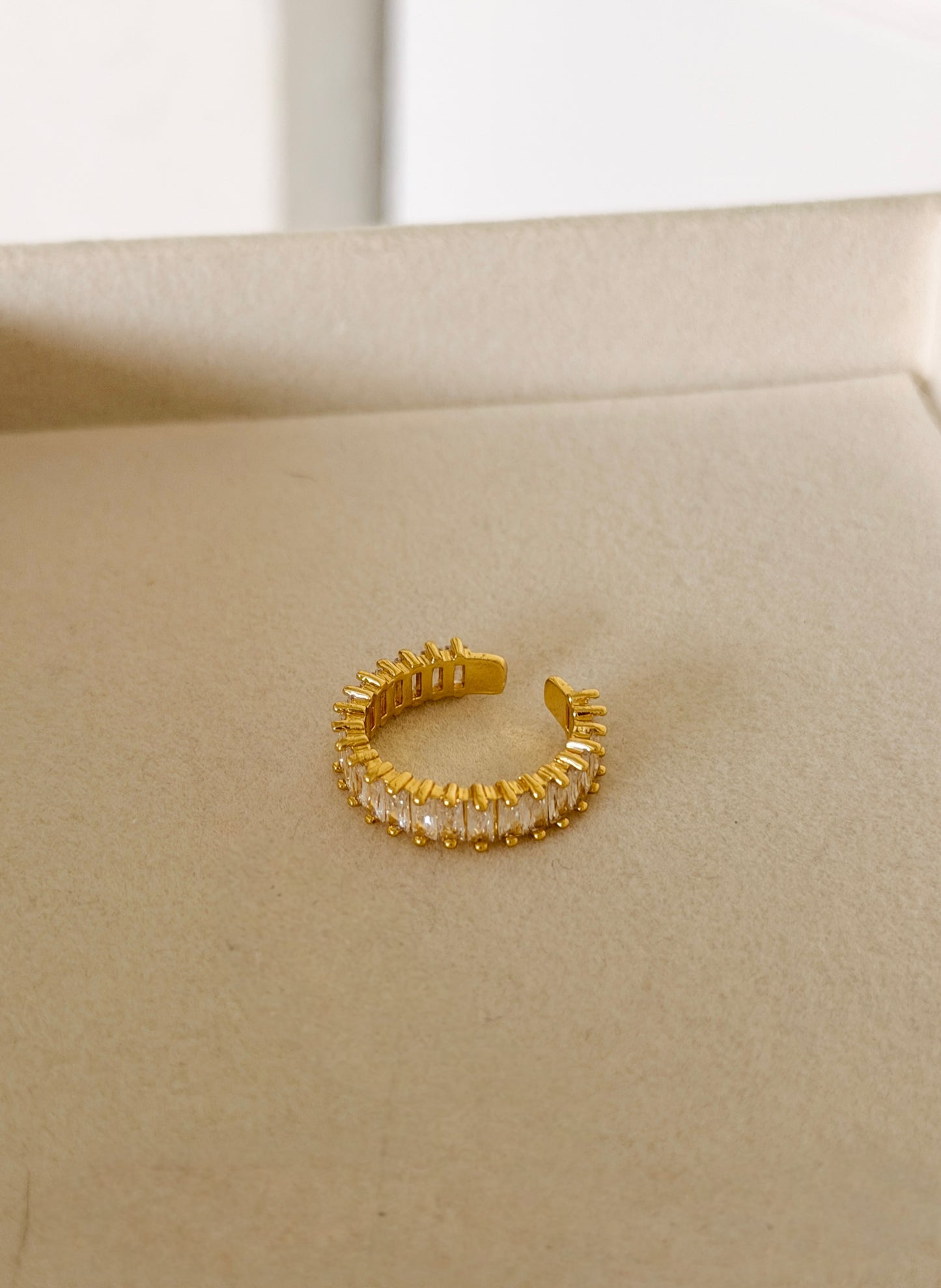 Divine Ring